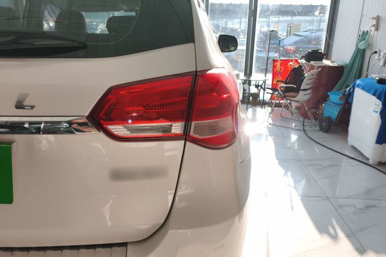 Used Haval H2 2017 Blue Label 1.5T Manual Two-Wheel Drive Elite Model