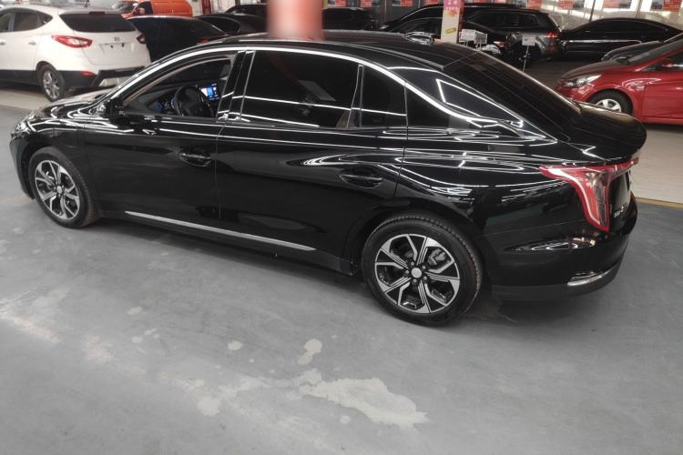 Used Hongqi E-QM5 2023 Base Travel Edition
