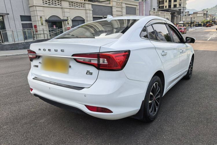 Used Roewe i5 2020 1.5L Automatic 4G Connect Luxury Flagship Edition
