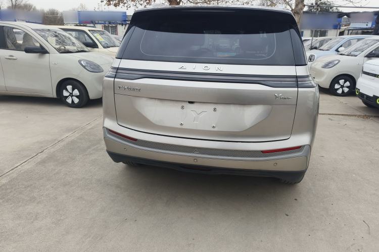 Used AION Y 2023 Younger
