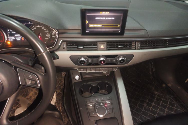 Used Audi A4L 2018 30th Anniversary Edition 40 TFSI Trendy Model
