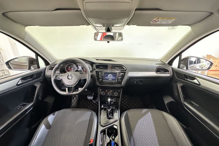 Used Volkswagen Tiguan L 2018 330TSI Automatic Two-Wheel Drive Luxury Edition
