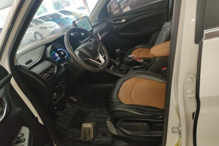 Used Wuling Hongguang S3 2018 1.5L Manual Comfort Model China V Standard