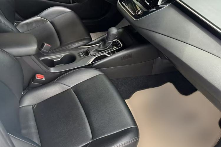 Used Toyota Levin 2021 185T CVT Luxury Edition
