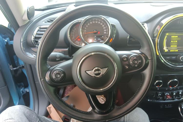 Used  Clubman 2016 Updated 1.5T COOPER Geek Edition
