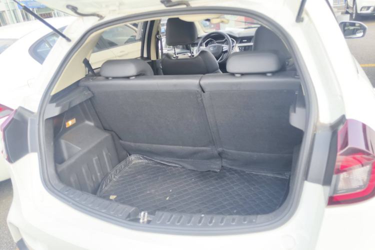 Used Geely Auto Vision X3 2019 Upgraded Model 1.5L CVT Prestige Version
