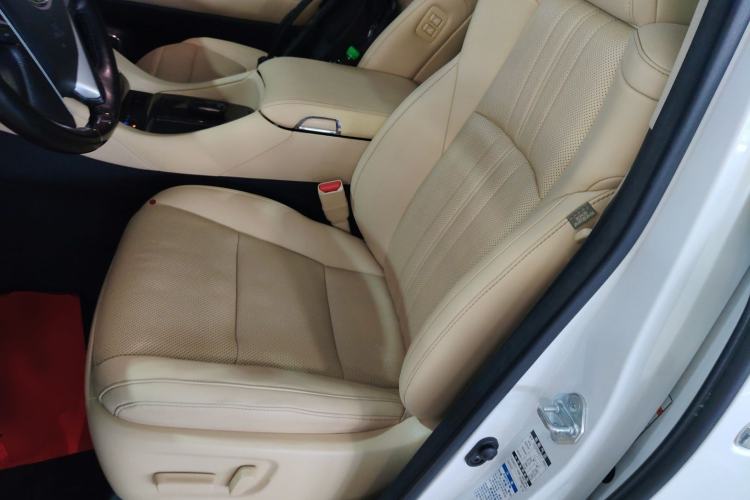 Used Toyota Vellfire 2020 Dual-Engine 2.5L HV Prestige Edition
