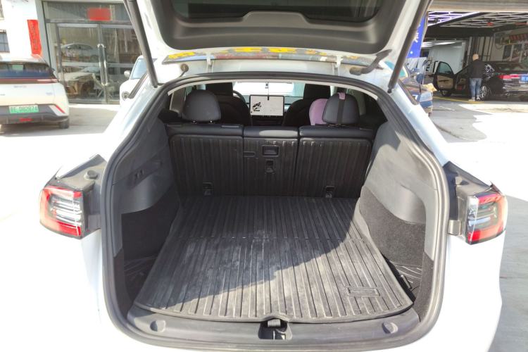 Used Tesla Model Y 2024 Rear-Wheel-Drive Version