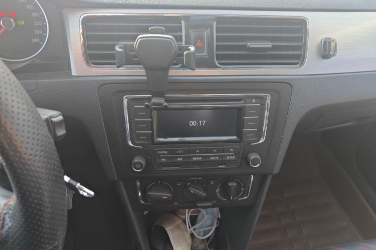 Used Volkswagen Santana 2015 Haval H6 1.6L Automatic Comfort Model
