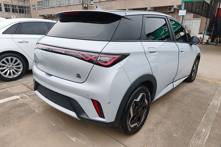 Used BYD Dolphin 2021 405 km Fashion Edition
