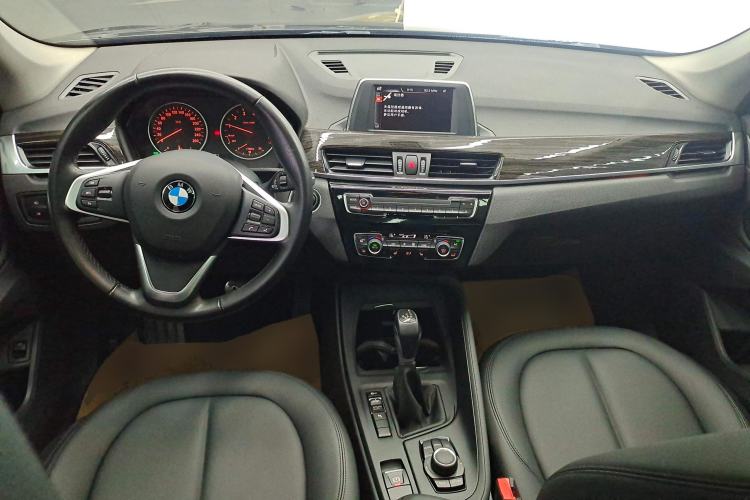 Used BMW X1 2016 sDrive18Li Premium Edition
