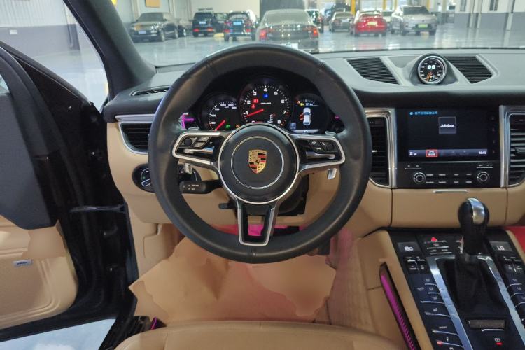 Used Porsche Macan 2017 Macan 2.0T
