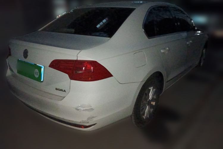 Used Volkswagen Bora 2016 1.6L Manual Fashion Edition