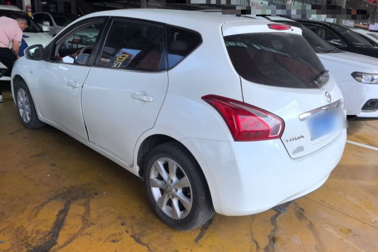 Used Nissan Tiida 2011 1.6L CVT Smart Version
