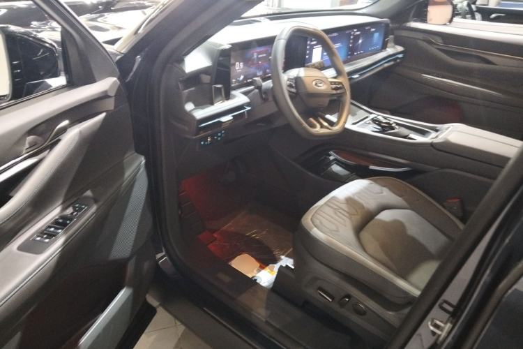 Used Ford Edge 2023 Ford Explorer L 2.0T EcoBoost Two-Wheel Drive 7-Seater Luxury Model
