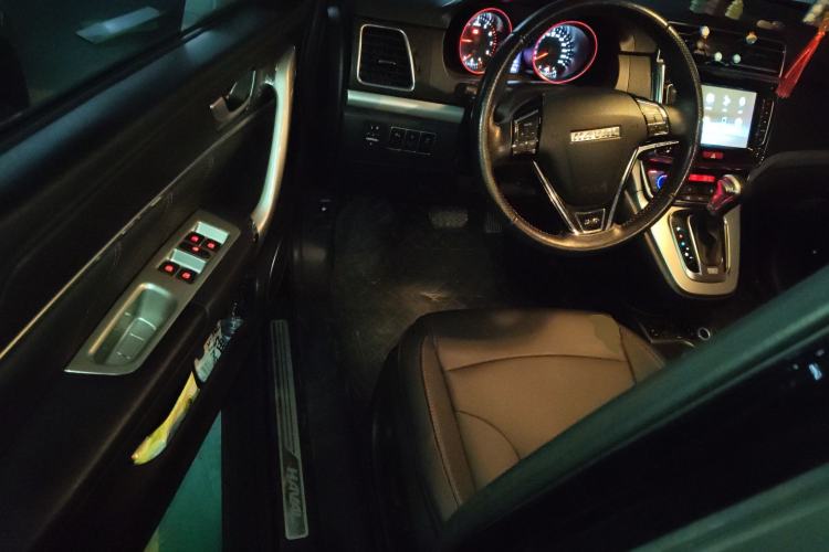 Used Haval H6 2017 Red-Label Sport Edition 1.5T Automatic Two-Wheel Drive Luxury Model
