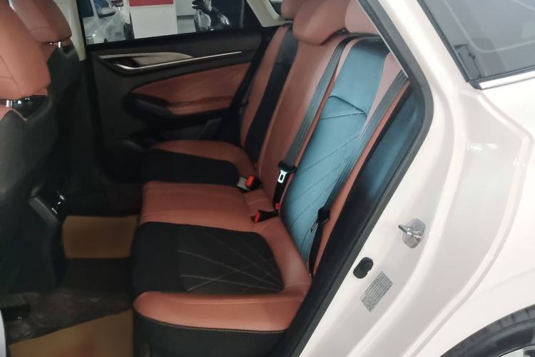 Used Changan Eado 2024 PLUS Blue Whale NE 1.4T GDI DCT High-Energy Edition
