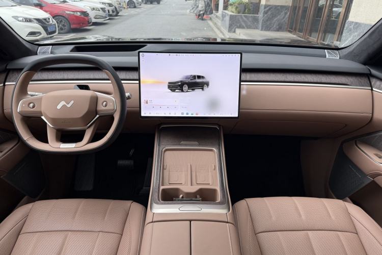 Used ONVO Luxeed L90 
