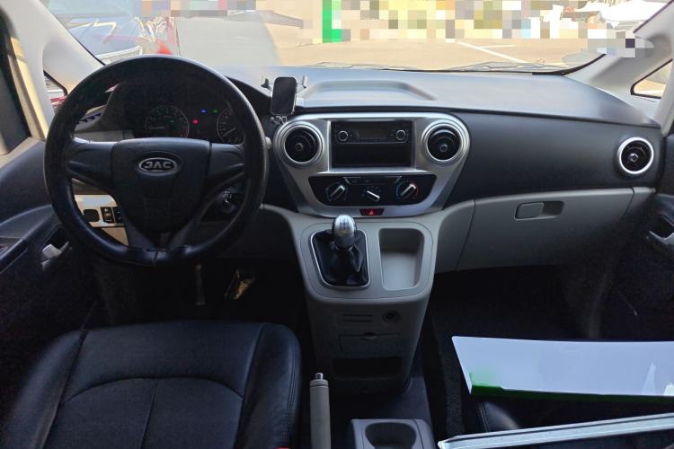 Used  M3 2023 1.8L 5-Seater Classic Edition
