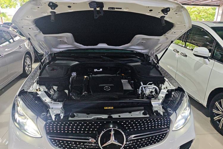 Used Mercedes-Benz GLC Coupe 2019 GLC 260 4MATIC Coupe SUV
