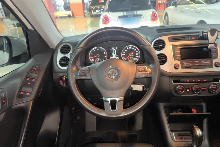 Used Volkswagen Tiguan 2016 280TSI Automatic Two-Wheel Drive Silk Road Comfort Edition