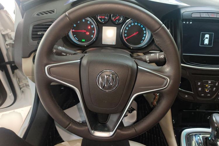 Used Buick Regal 2014 2.0L Leading Fashion Edition
