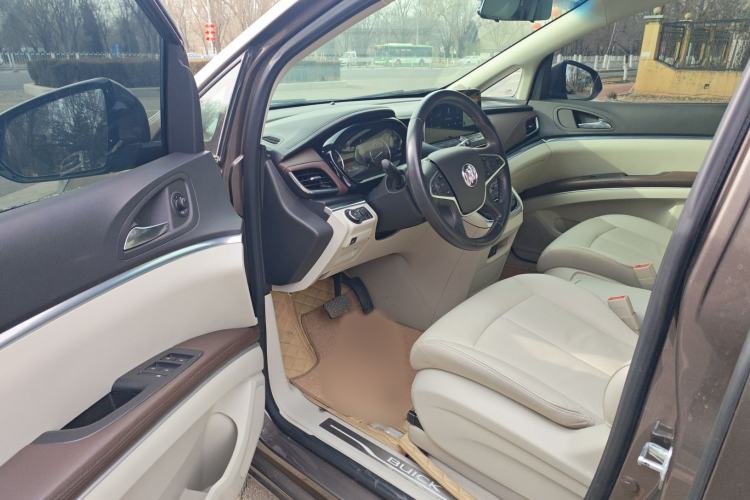 Used Buick GL8 2021 Land Cruiser Executive 652T Premium Model
