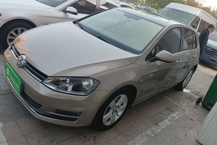 Used Volkswagen Golf 2015 1.6L Automatic Comfort Model

