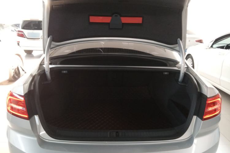 Used Volkswagen Magotan 2018 Facelift 330TSI DSG Luxury Model
