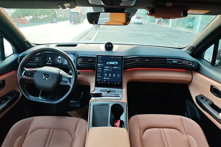 Used Nio ES6 2019 430 km Performance Version
