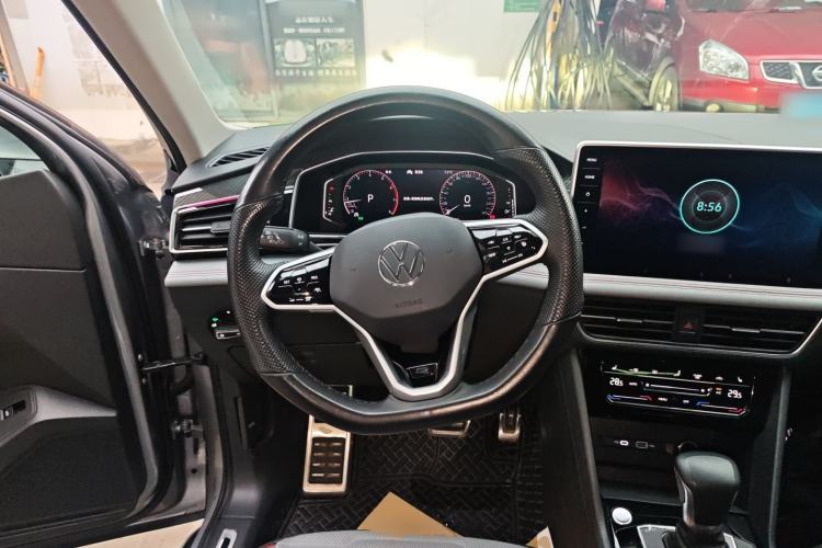 Used Volkswagen Tiguan L 2022 330TSI Automatic Two-Wheel Drive R-Line Flagship Edition
