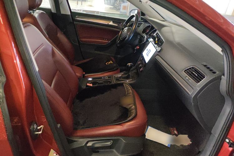 Used Volkswagen Golf 2015 1.4TSI Automatic Comfort Model