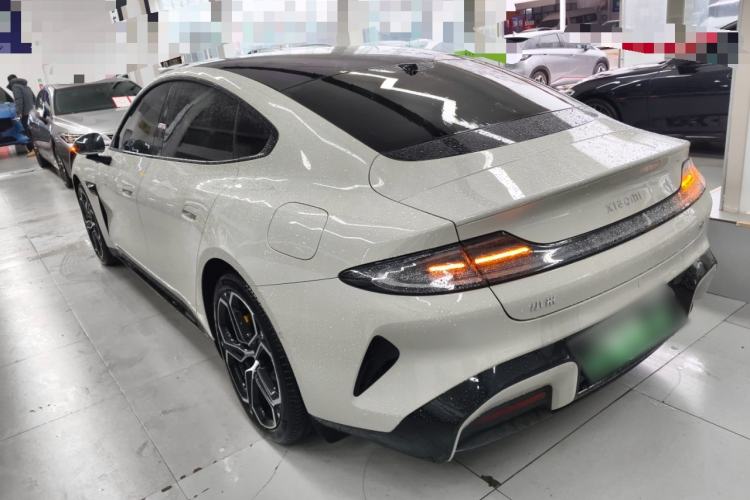 Used Xiaomi Auto SU7 2024 Rear-Drive Long-Range Intelligent Driving Version