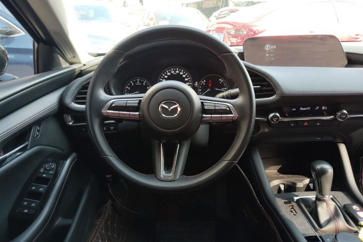 Used Mazda Mazda 3 Axela 2022 2.0L Automatic Zhiyao Obsidian Edition
