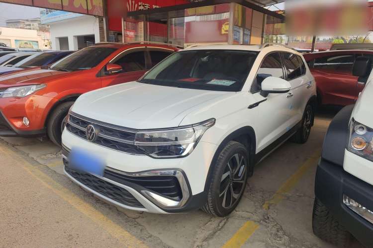 Used Volkswagen Tharu 2023 300TSI Two-Wheel-Drive Full Moon Edition
