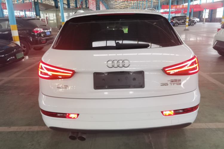 Used Audi Q3 2017 35 TFSI Fashion Model
