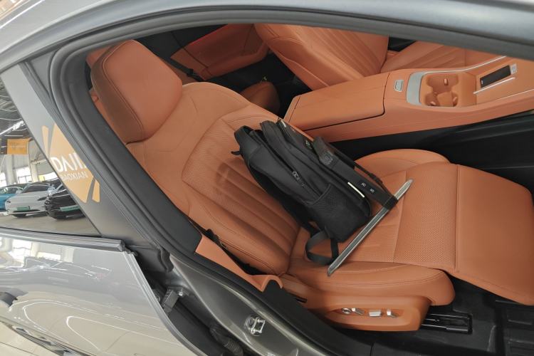 Used ONVO L60 2024 60 kWh Rear-Drive Version