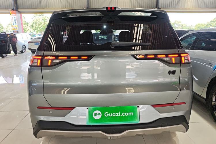 Used AION Y 2022 70 Tech Edition Lithium Iron Phosphate
