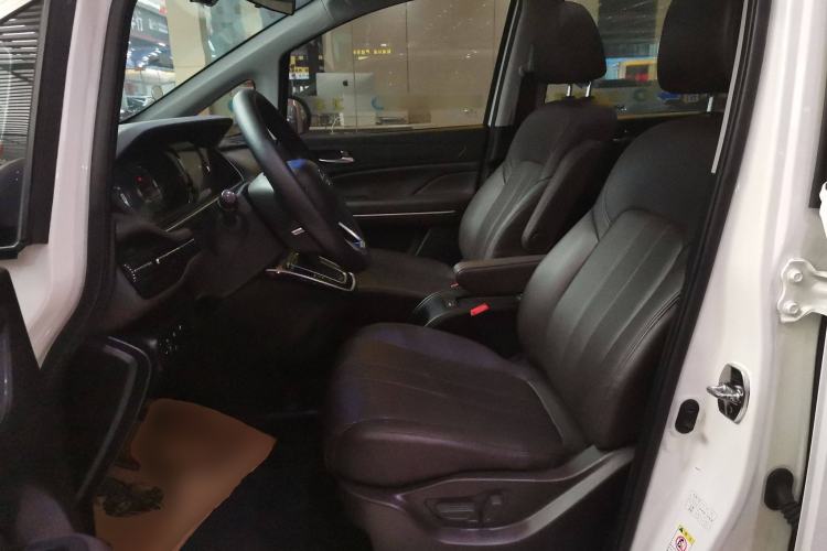 Used GAC Trumpchi M6 2019 270T DCT Luxury Edition (7-seater) China VI