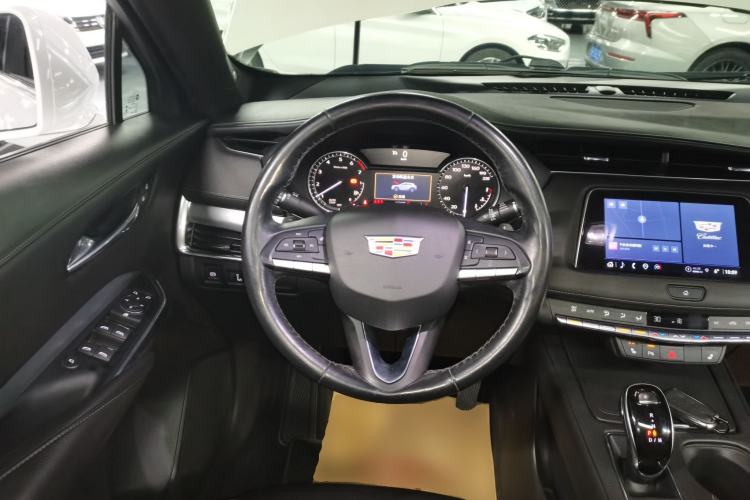 Used Cadillac XT4 2021 28T Two-Wheel Drive Leading Version