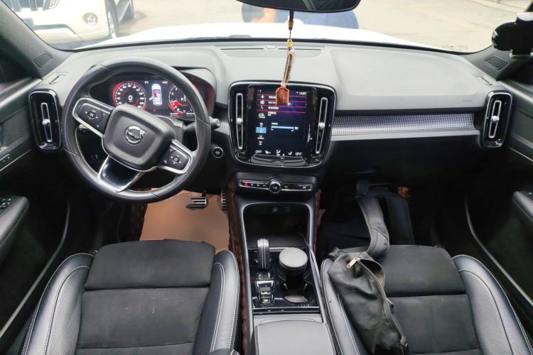 Used Volvo XC40 2021 T4 Four-Wheel Drive Smart & Sporty Edition