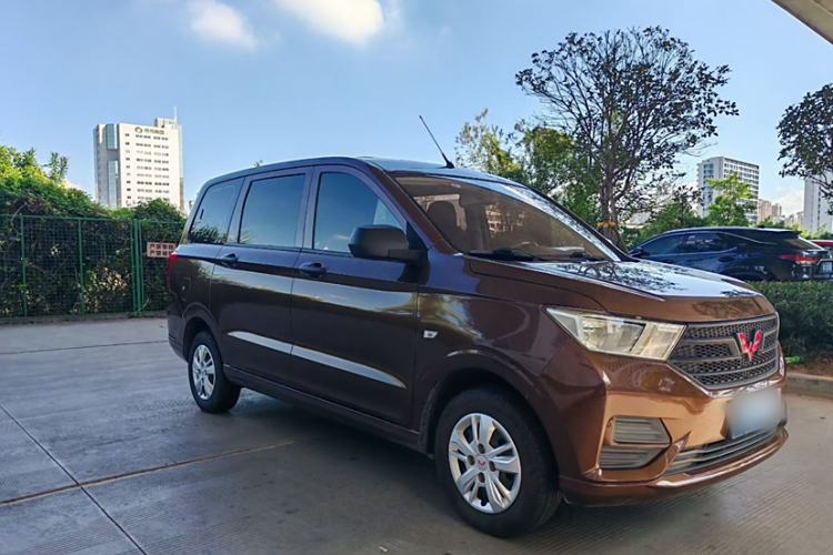 Used Wuling Hongguang 2021 1.5L S Base Version LAR

