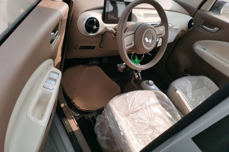 Used Wuling Hongguang MINIEV 2025 Four-Door Version Advanced Edition