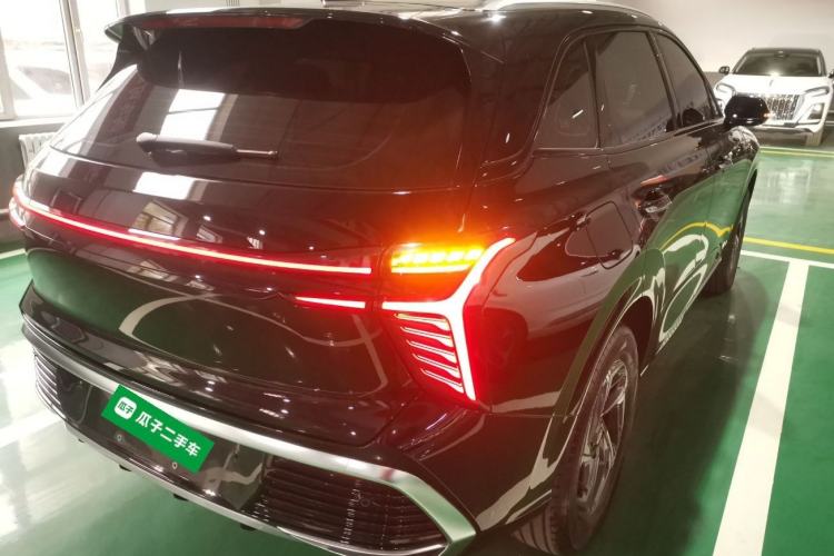 Used Hongqi HS3 2023 1.5T Two-Wheel Drive Shanwei Edition
