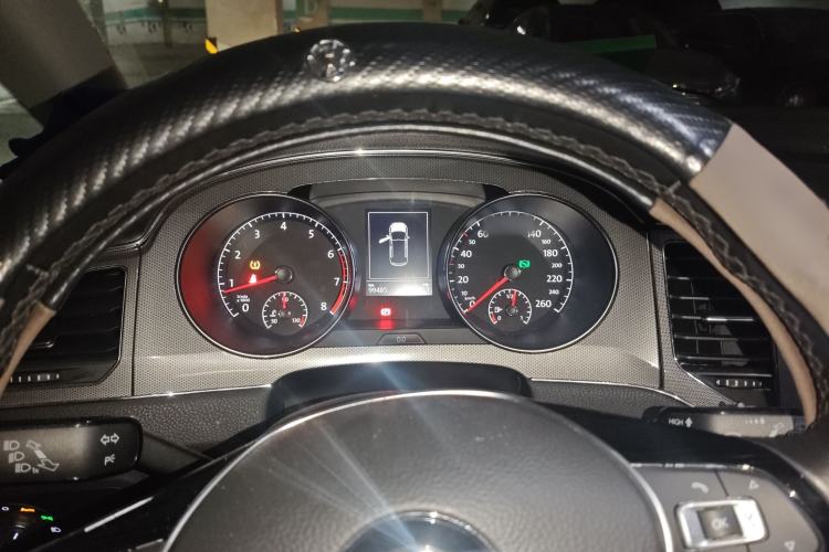 Used Volkswagen Golf Sportsvan 2018 230TSI Automatic Trend Edition
