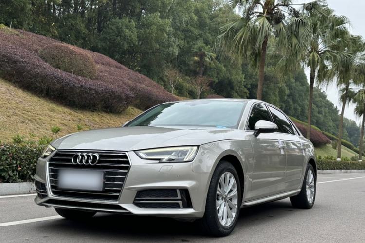 Used Audi A4L 2019 40 TFSI Ambition Version China V