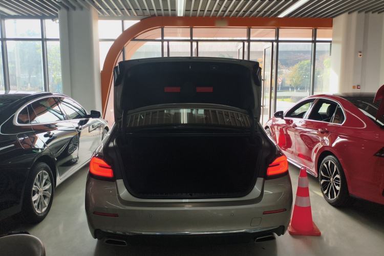 Used BMW 5 Series 2021 Updated Version 525Li Luxury Package
