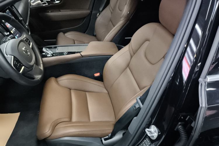 Used Volvo S90 2025 B5 Zhiya Luxury Edition