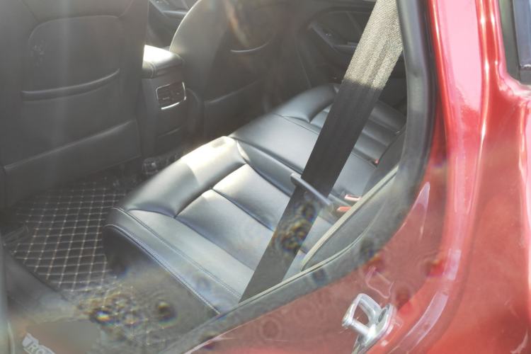 Used Roewe RX5 2016 20T Two-Wheel Drive Automatic Flagship Edition
