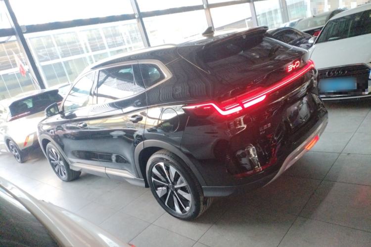 Used BYD Song PLUS New Energy 2025 EV Smart Drive Edition 605km Flagship Model